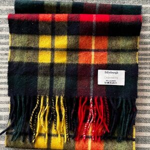100% 2 Ply Cashmere Scarf made in Scotland. Smoke free, Pet Free. Like New.
